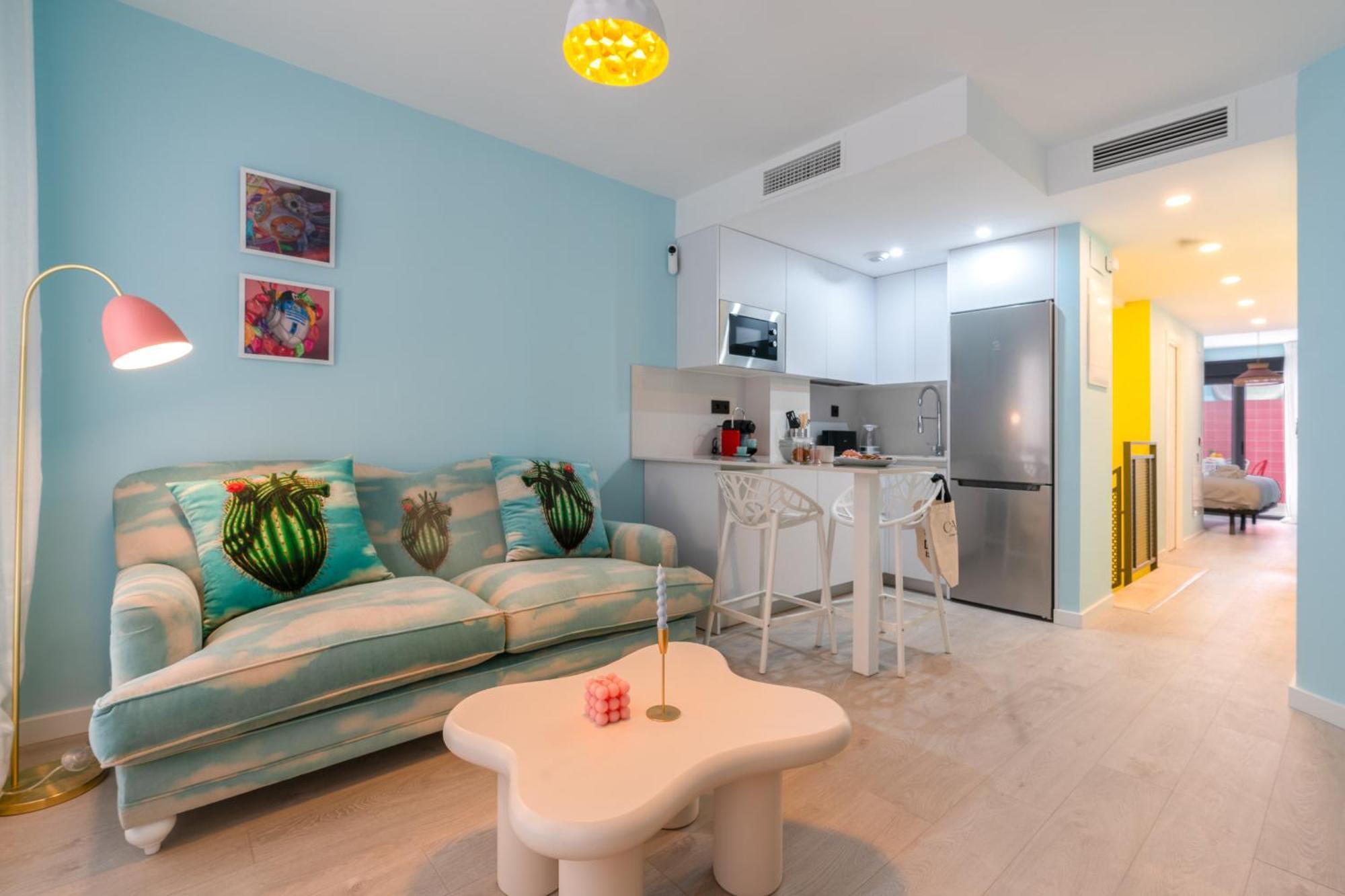 Heart With Patio , By Cazul Apartamento